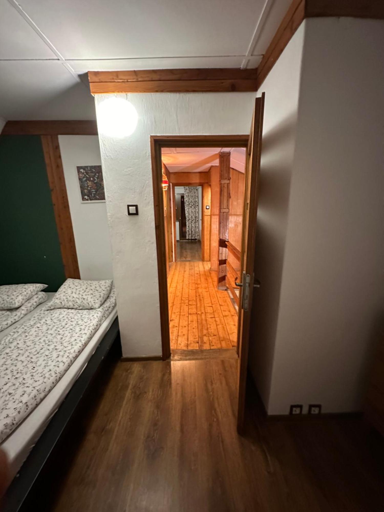 Jozka Chata Max 15 Os Sauna Jacuzzi Porabka Bagian luar foto